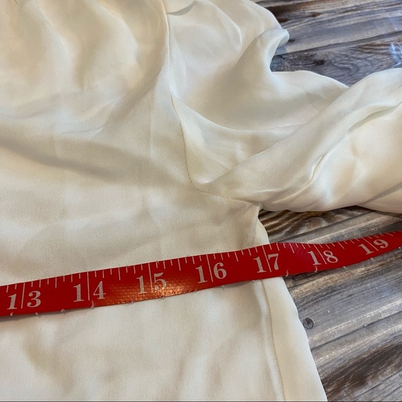 Generation Love Puff Sleeve Pearl Button Down Pleated Blouse White Size Small - Picture 7 of 8